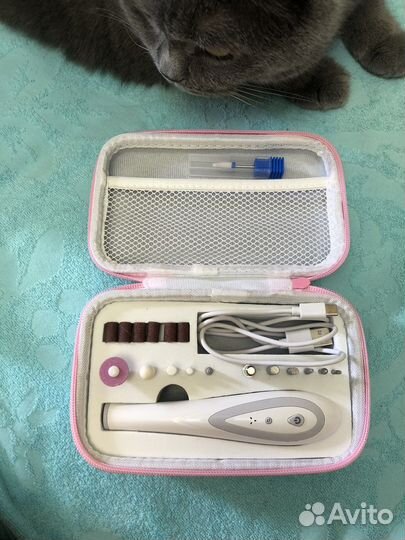 Прибор для маникюра + набор фрез+ресницы