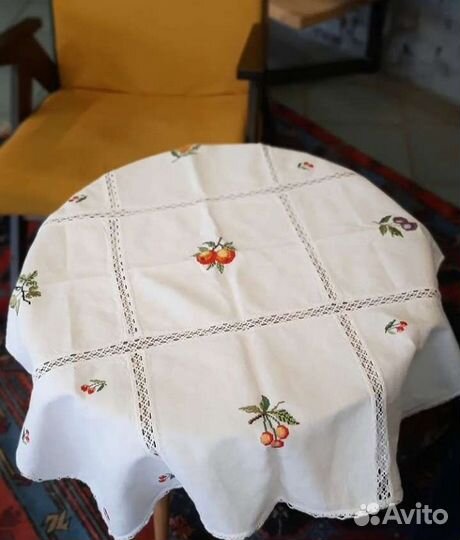 Скатерть винтаж. Ручная вышивка