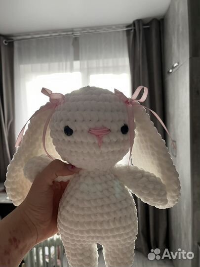 Вязаный зайка как из pinterest