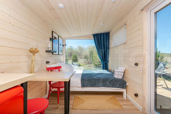 Дом 15 м² на участке 40 сот.