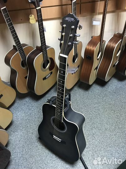 Гитара б/у