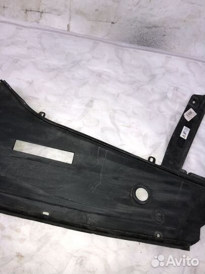 Кожух замка капота бмв 7 ф01 ф02 bmw f01 f02