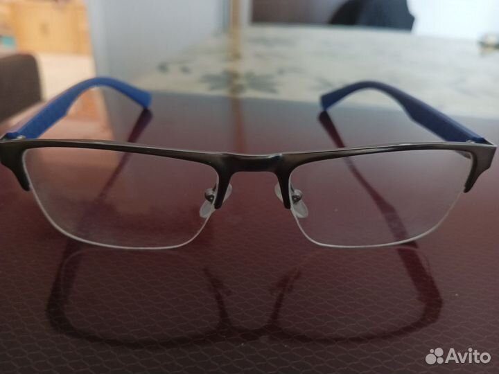 Очки Armani Exchange