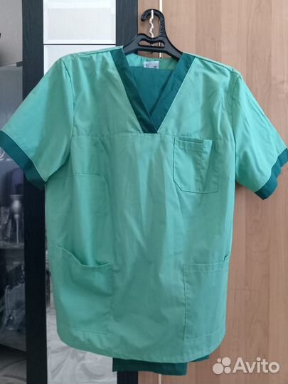 Медицинский костюм женский 58-60 размер