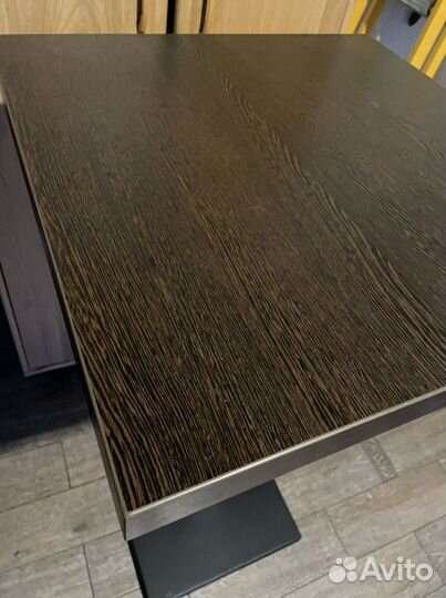 Барный стол