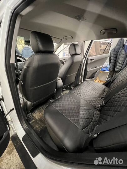 Чехлы из экокожи Автопилот Ромб на Хендай Крета