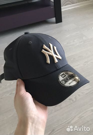 Кепка бейсболка женская новая