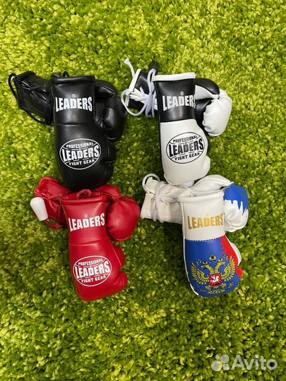 Брелок боксерские перчатки Leaders