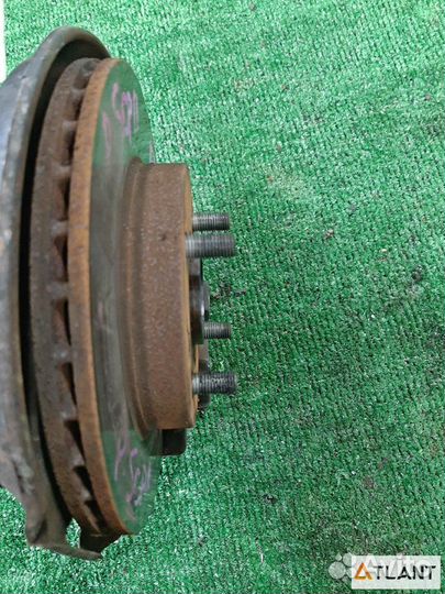 Ступица передняя правая toyota platz