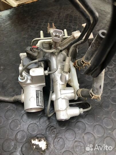 Главный тормозной цилиндр Lexus Rx 2