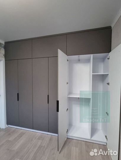 Стенка в гостиную