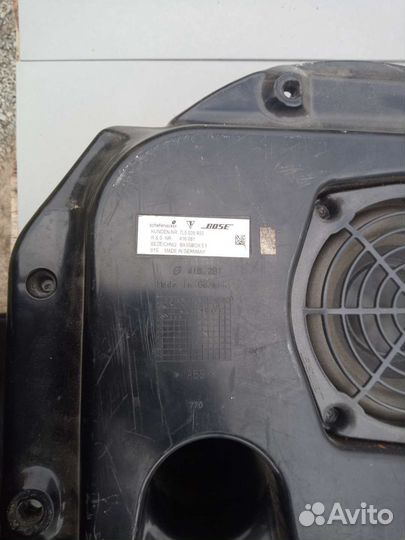 Сабвуфер porsche cayenne