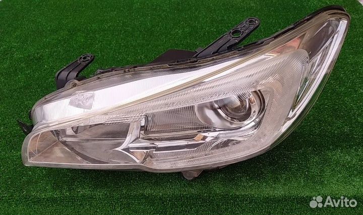 Фара левая LED Subaru Levorg / WRX 2014-2017