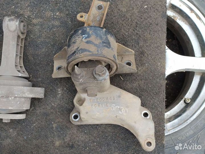 Кронштейн двигателя chevrolet aveo t250
