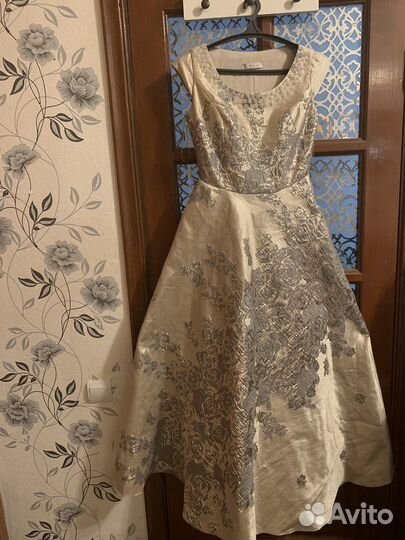 Платье на выпускной 42 р