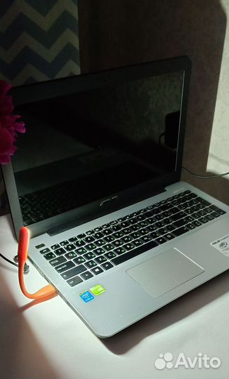 Светильник светодиодный для ноутбука