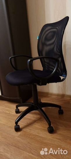 Компьютерное кресло