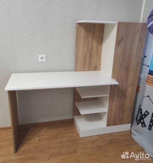 Стол письменный со шкафом