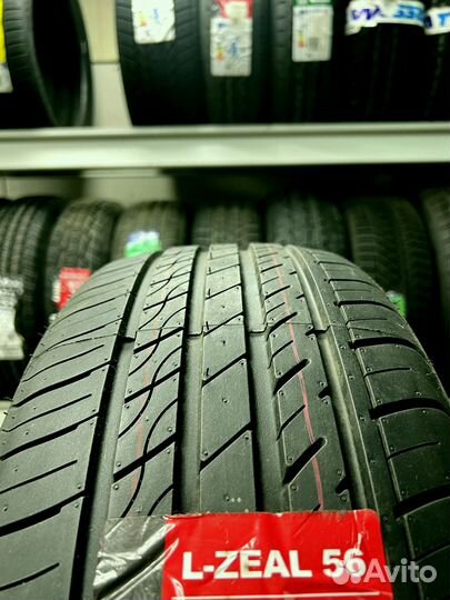 iLink L-Zeal56 215/40 R18 86H