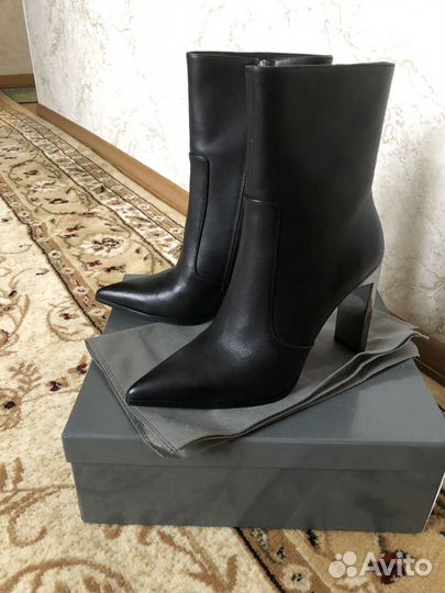 Сапоги женские италия