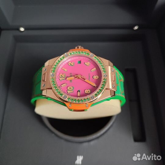 Женские Hublot Big Bang Pop Art Gold Apple