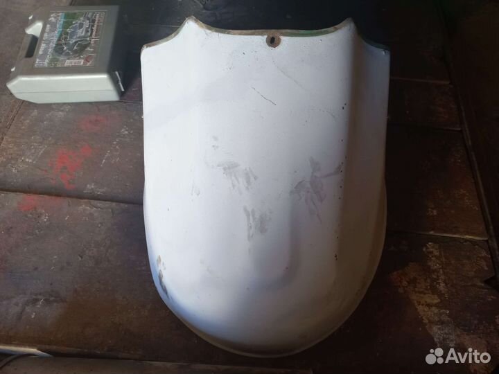 Крыло переднее Б/У на мотороллер,Турист,Муравей