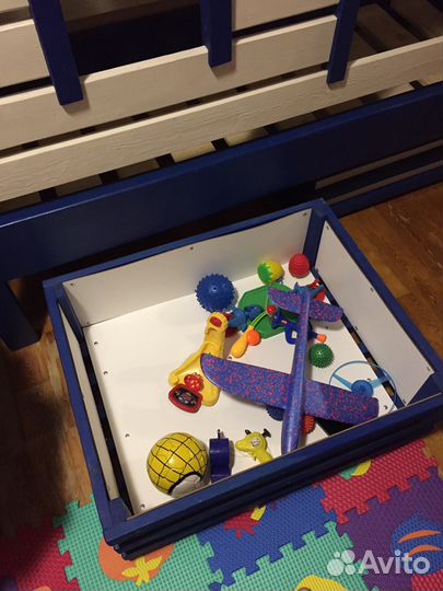 Кровать детская