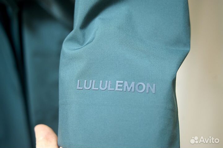 Дождевик Lululemon (6) 42 RUS