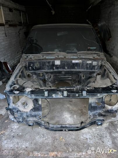 Автомобили на запчасти Исудзу бикхорн