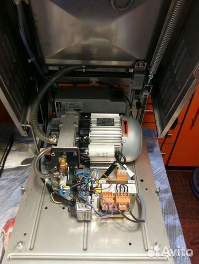 Вакуумный упаковщик Multivac C100