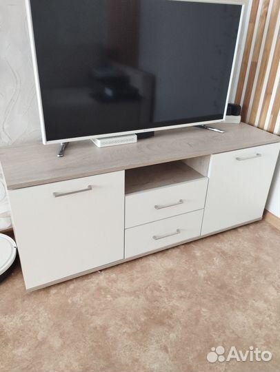 Тумба под телевизор