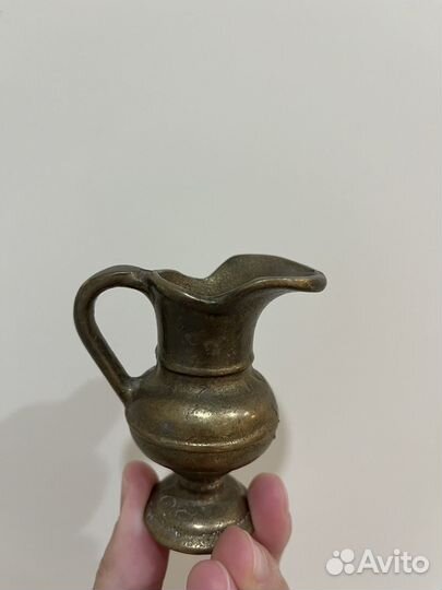 Винтажный предмет из латуни