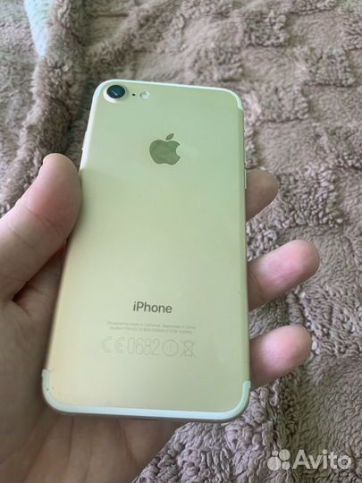 iPhone 7, 32 ГБ