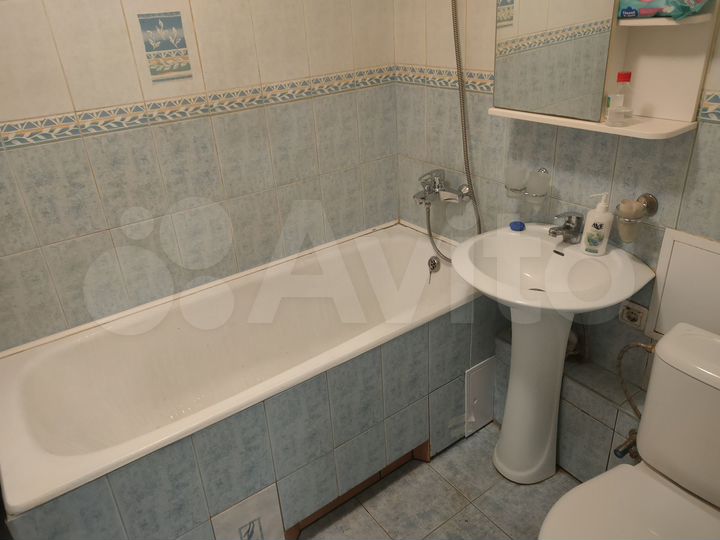 2-к. квартира, 43 м², 2/5 эт.