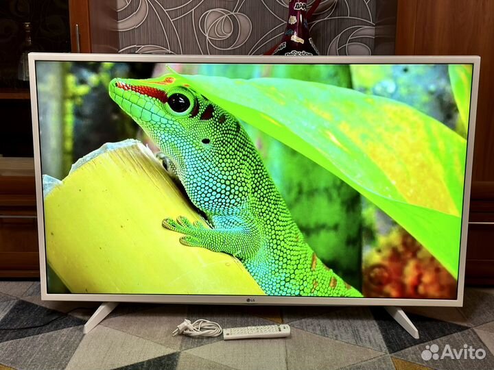 4k SMART wifi телевизор LG 49UH619v