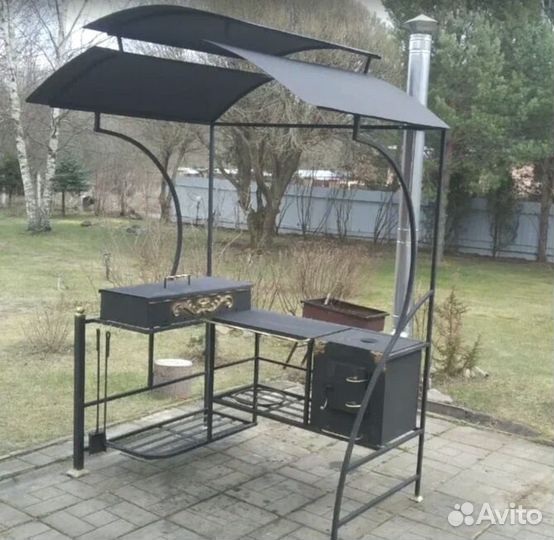 Беседка с мангалом