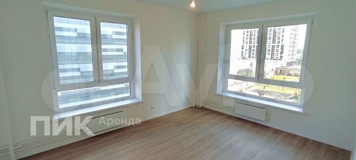 2-к. квартира, 53 м², 4/17 эт.