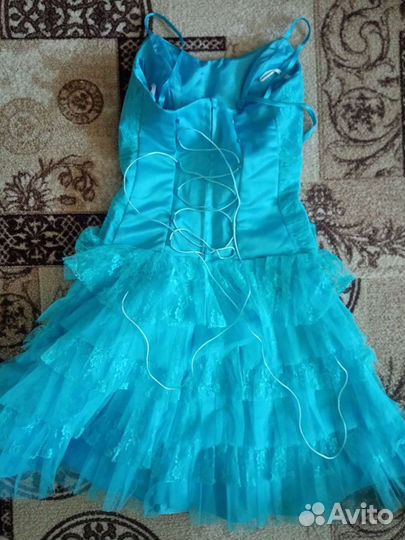 Платье для девочки праздничное