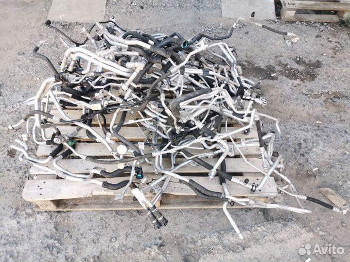 Трубка кондиционера Land Rover Range Rover 4 рест