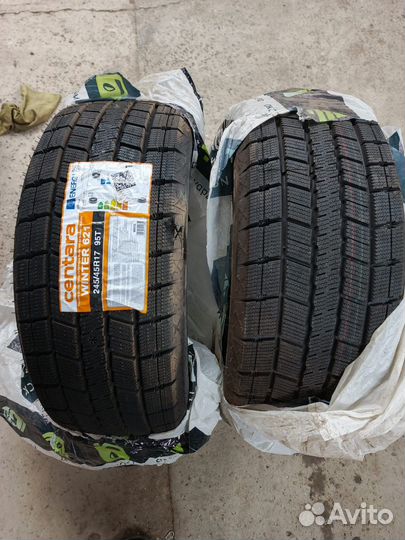 Centara Winter RX621 245/45 R17 95T