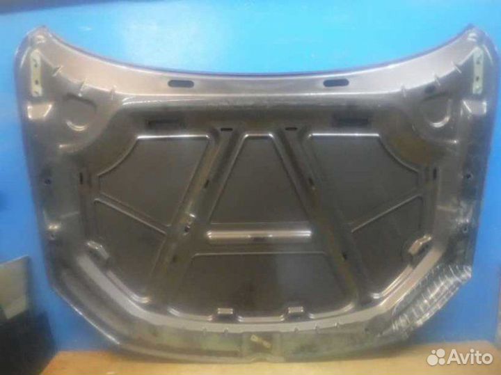 Капот Volkswagen Jetta