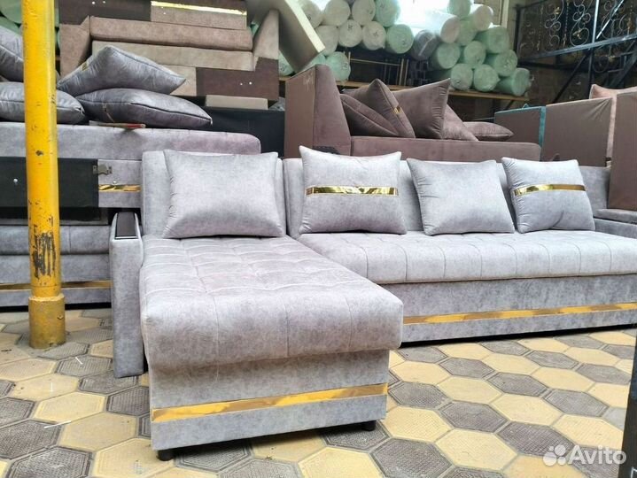 Диван угловой на заказ не б/у