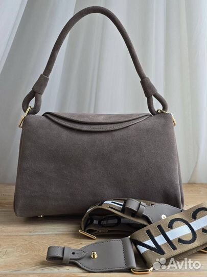 Сумка с ручкой Coccinelle замша серая