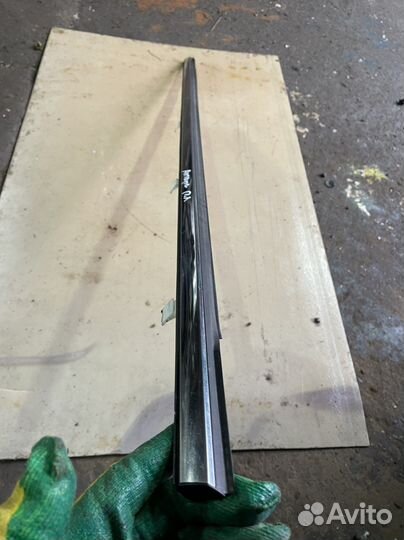 Антара молдинг стекла передний левый бархотка