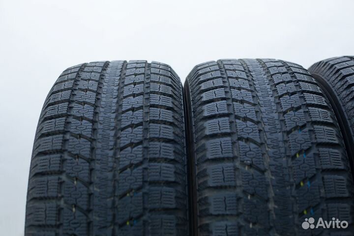 Toyo Observe GSi-5 235/55 R20 102Q