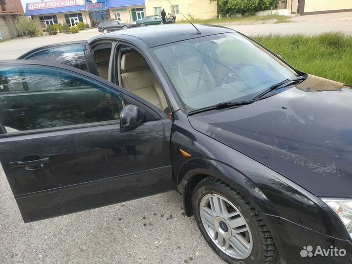 Ford Mondeo 2.0 AT, 2001, 288 657 км