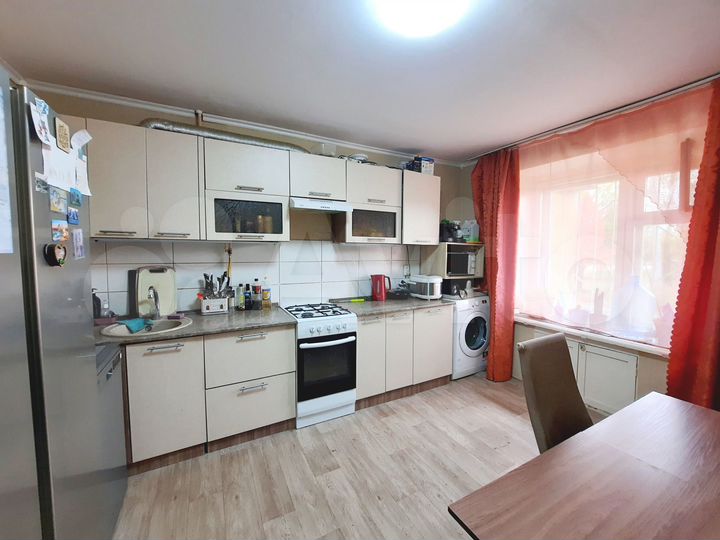 4-к. квартира, 85 м², 1/5 эт.