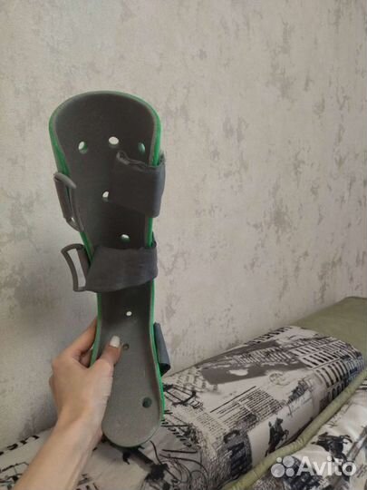 Тутор на голеностопный сустав детский