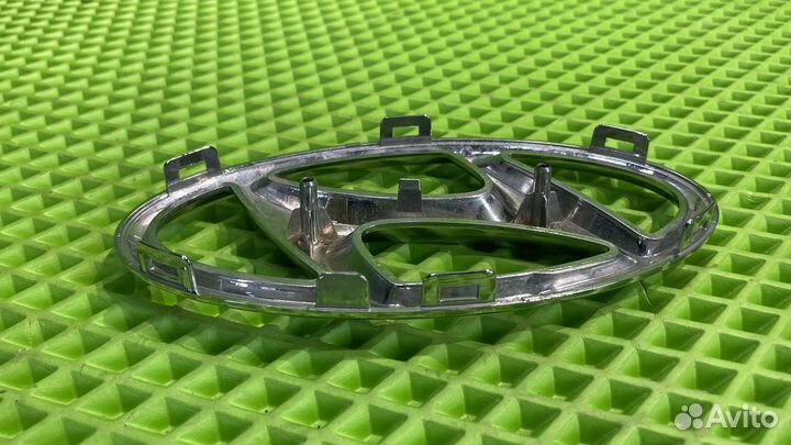 Эмблема Hyundai Solaris 2017