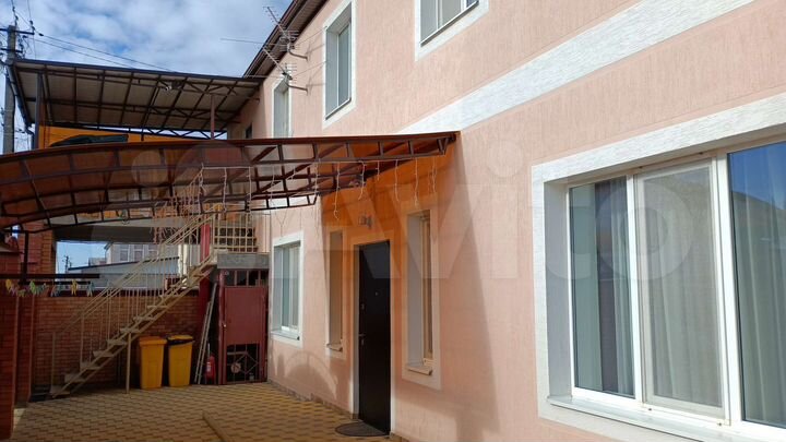 Дом 277 м² на участке 3 сот.